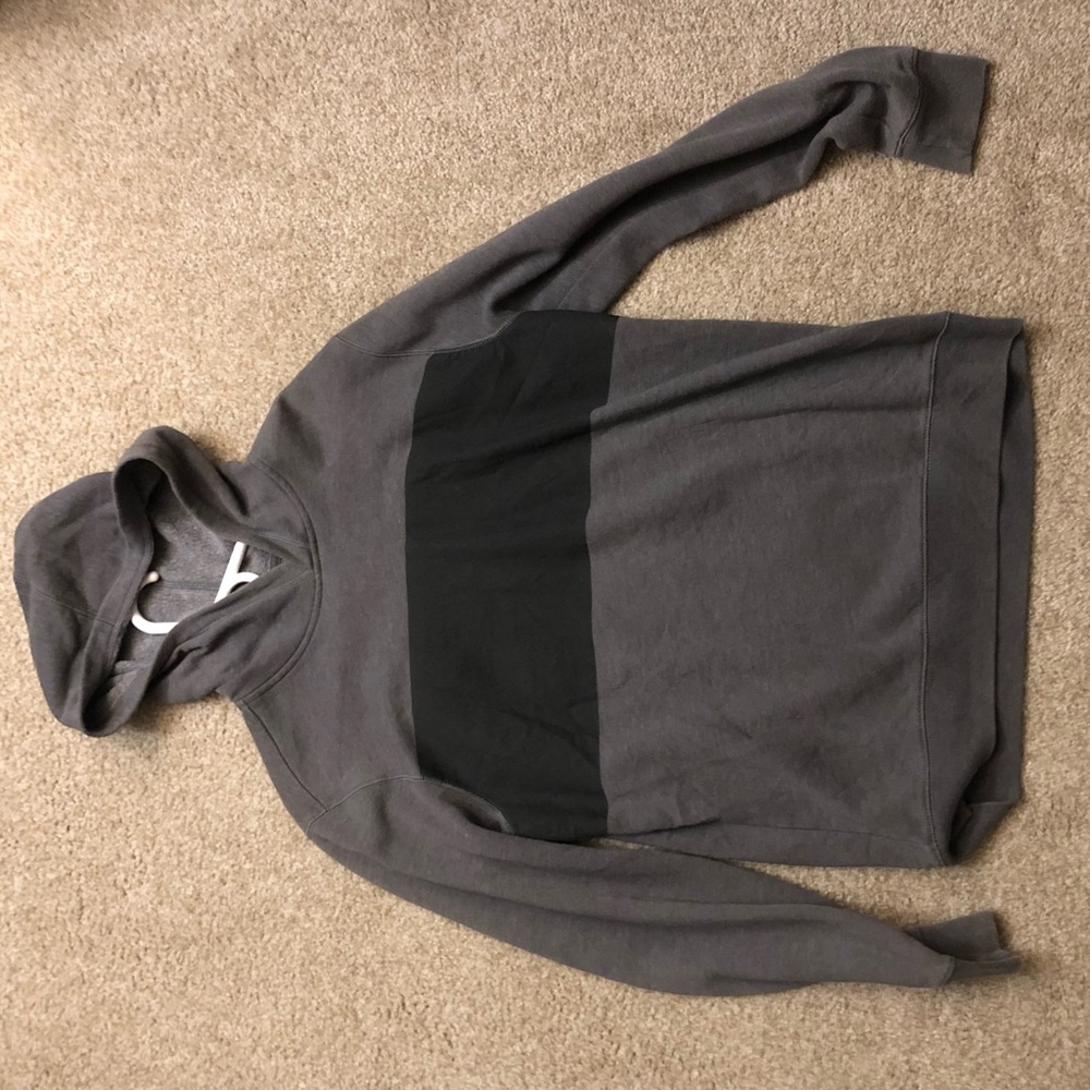Thin off brand hoodie